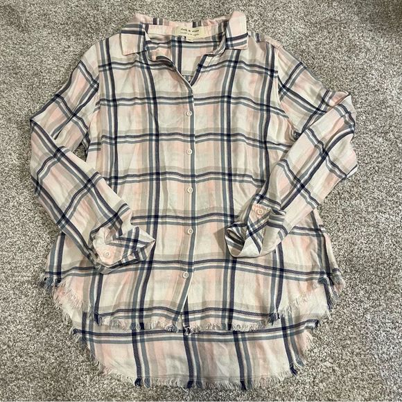 cloth & stone Tops - Cloth & Stone Frayed Hem Button Down Flannel Shirt